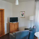 Barokní Kaplanka 1796 A. D. - Luxusní V českém Ráji Apartamento *