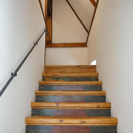 Barokni Kaplanka 1796 A. D. - Luxusni V Ceskem Raji