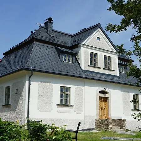 Barokni Kaplanka 1796 A. D. - Luxusni V Ceskem Raji Apartment